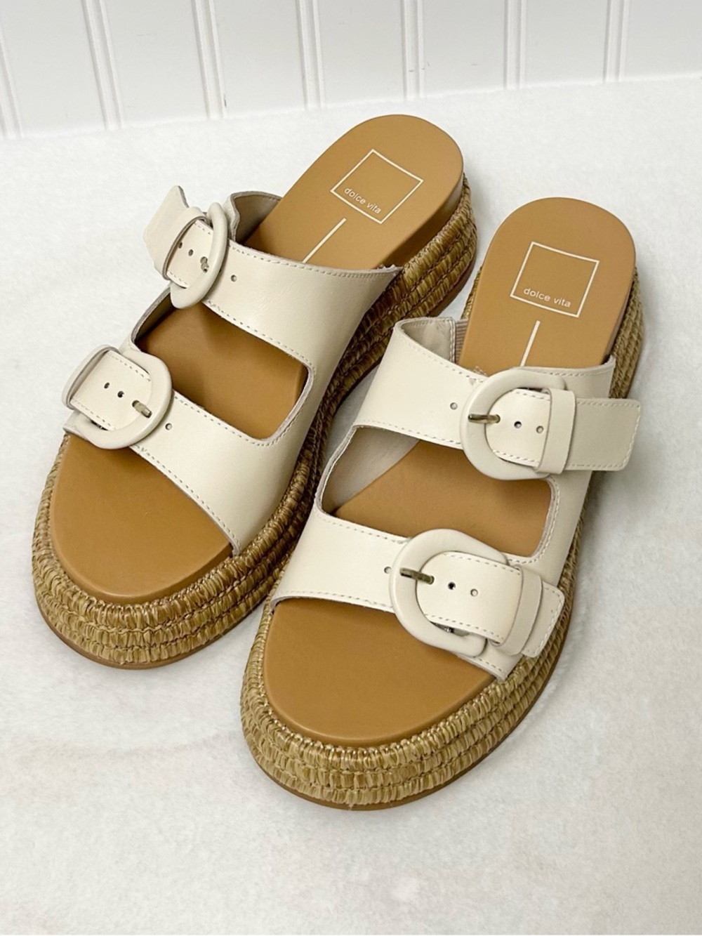 DOLCE VITA women's witny wedge sandal in bone 8.5